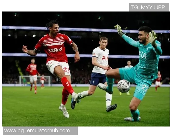 足总杯激战巴萨与热刺平局帽子戏法瞬间点燃全场激情解析 足总杯激战巴萨与热刺平局帽子戏法瞬间点燃全场激情解析