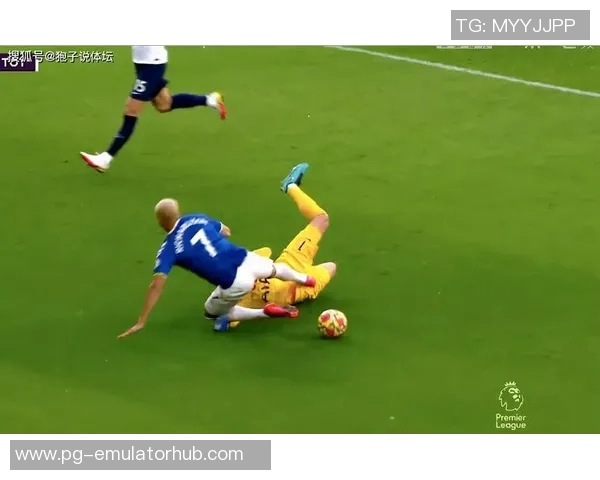 英超激战巴萨逆转里昂点球争议引发全场热议 英超激战巴萨逆转里昂点球争议引发全场热议